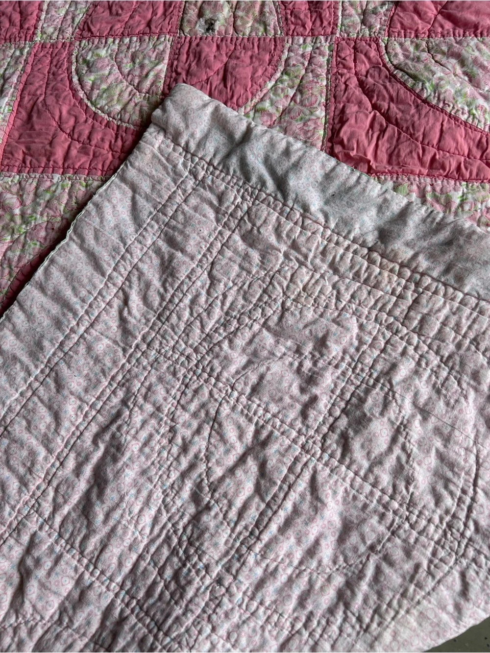 Pink Floral vintage handmade  Quilt - Home Bedding